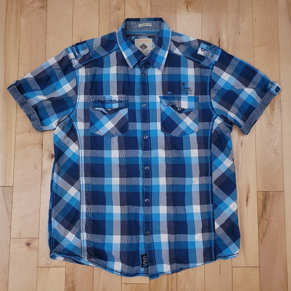 Point Zero men's size large short sleeved snap up shirt